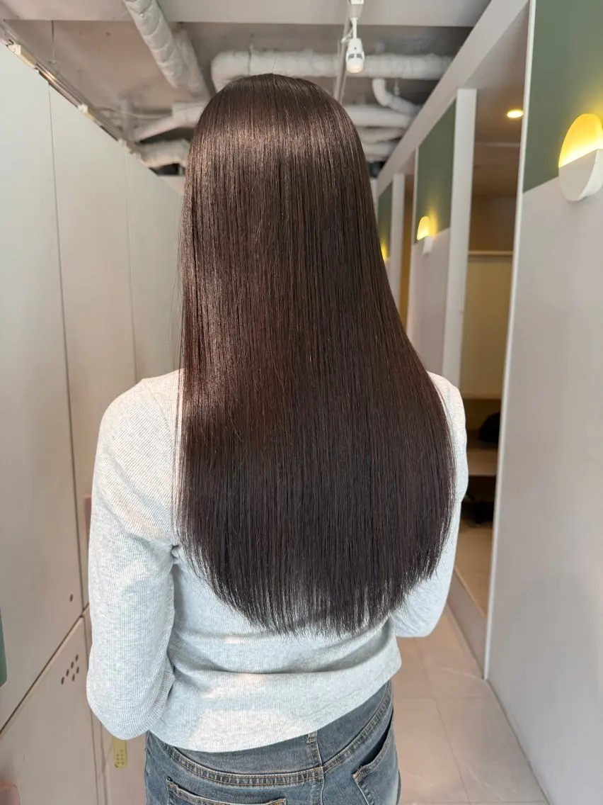 ロング ヘアカラー トリートメント 杉田 茉優のヘアスタイル