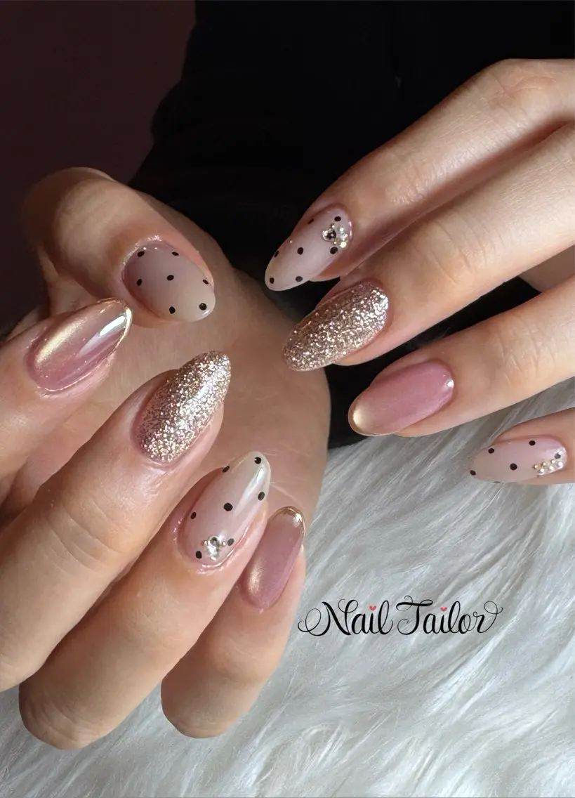 ネイル ドット ラメ(グリッター) マグネットネイル ミラーネイル 持ち込み ハンドネイル NailTailor ネイルテイラーのネイルデザイン