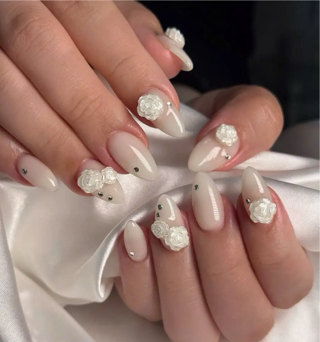 ネイル キラキラネイル マグネットネイル ぷっくりネイル 春ネイル ワンホンネイル ハンドネイル Candy Nailのネイルデザイン