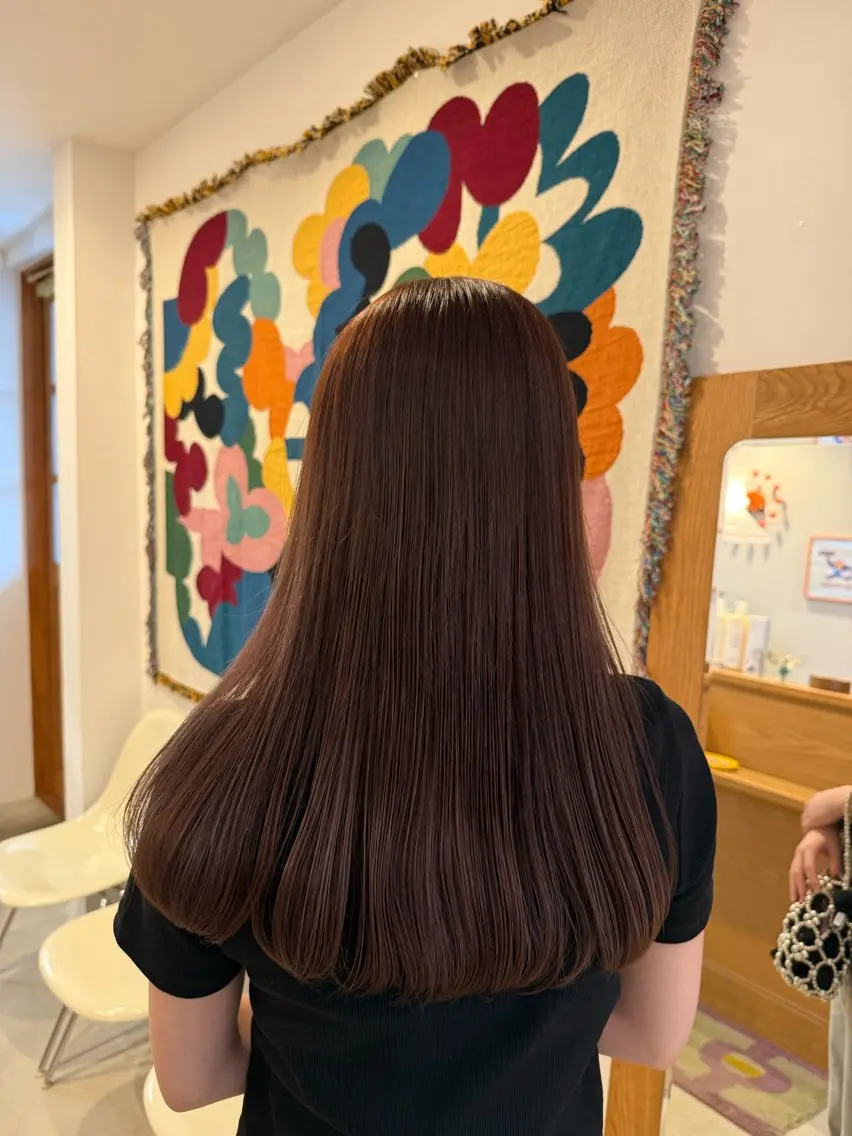 ロング カラー ブラウンカラー ピンクカラー 山口 ゆいのヘアスタイル