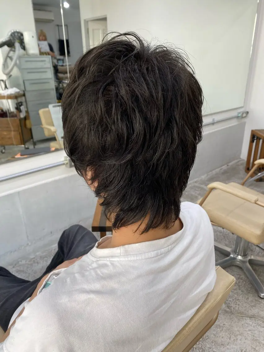 ショート メンズ レイヤーカット 有松 奈央のヘアスタイル