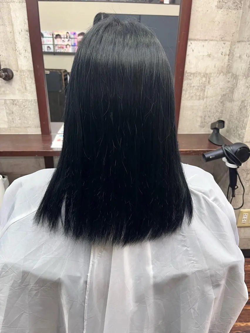 ミディアム 小谷 美咲のヘアスタイル