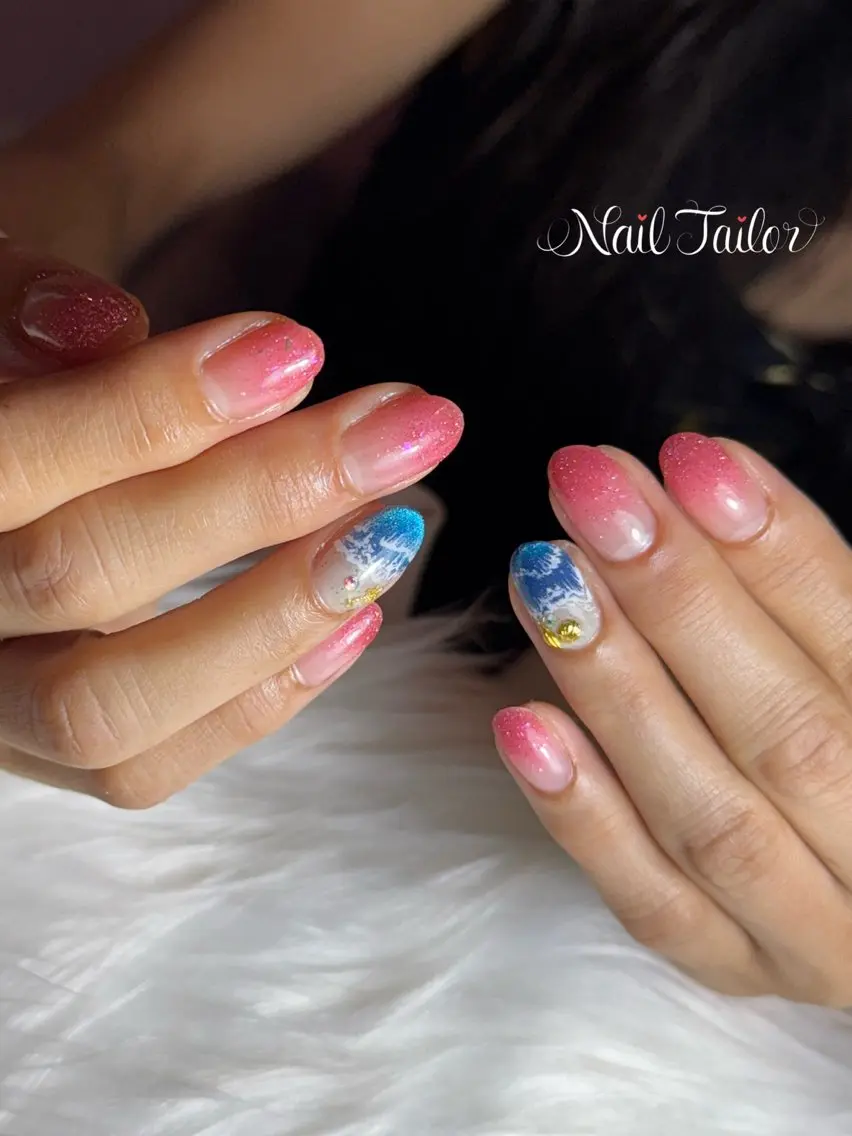 ネイル ブルー グラデーション キラキラネイル ラメ(グリッター) ラメグラデーション ハンドネイル NailTailor ネイルテイラーのネイルデザイン