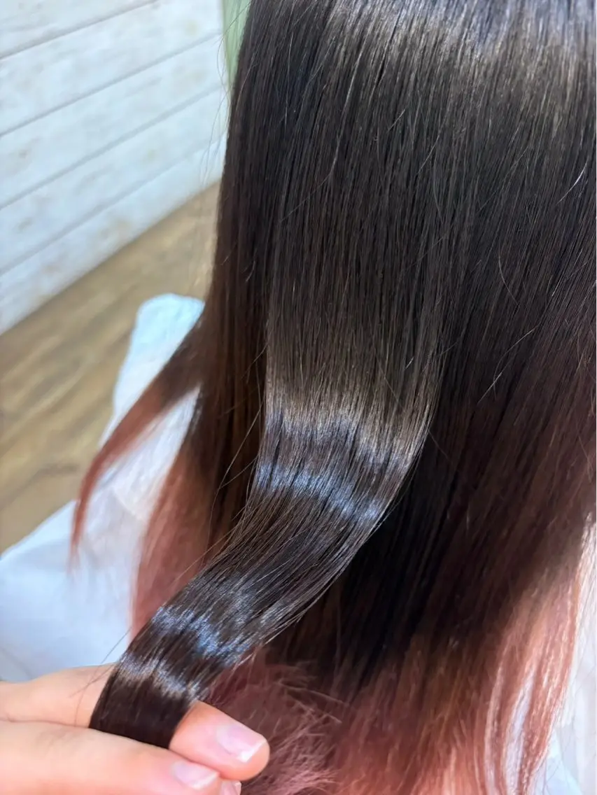 ロング 坂本 結音のヘアスタイル