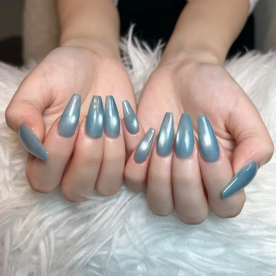 ネイル オーロラネイル ボルドー ブラウン 氷ネイル・うるうるネイル キラキラネイル ハンドネイル Julli NailStudioのネイルデザイン