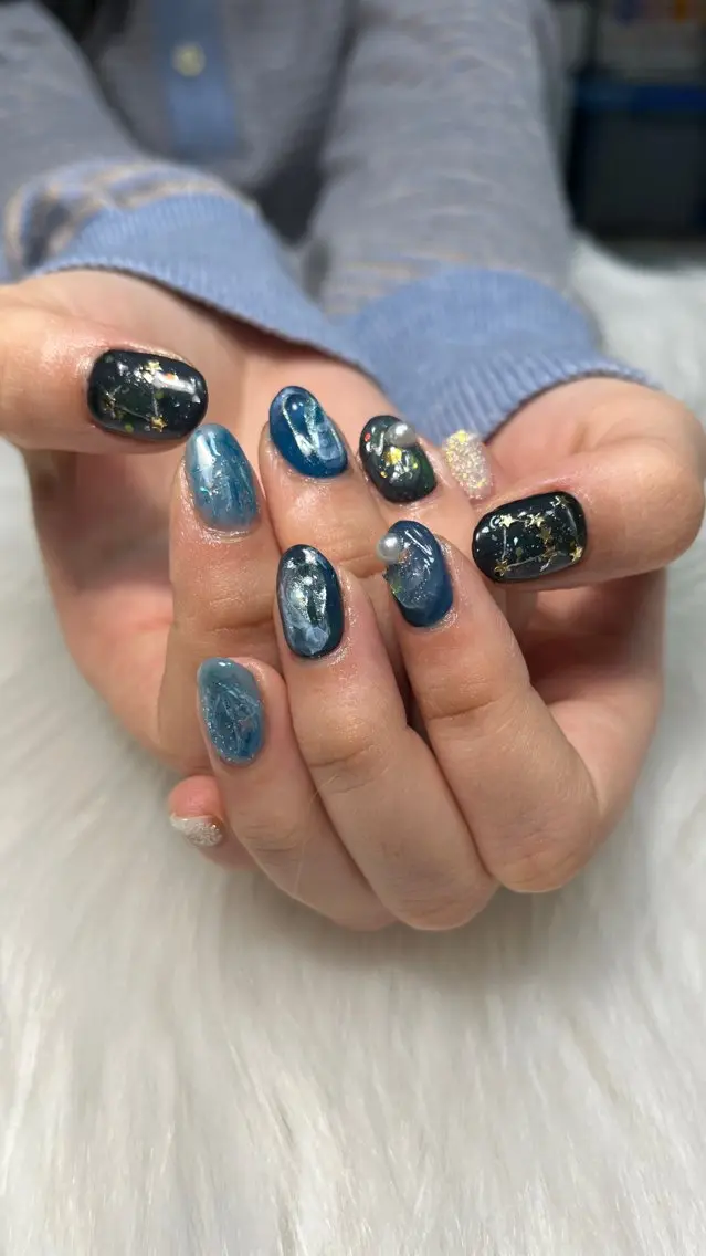ネイル ブルー ニュアンスネイル ハンドネイル お絵描きネイル Hanakoのネイルデザイン