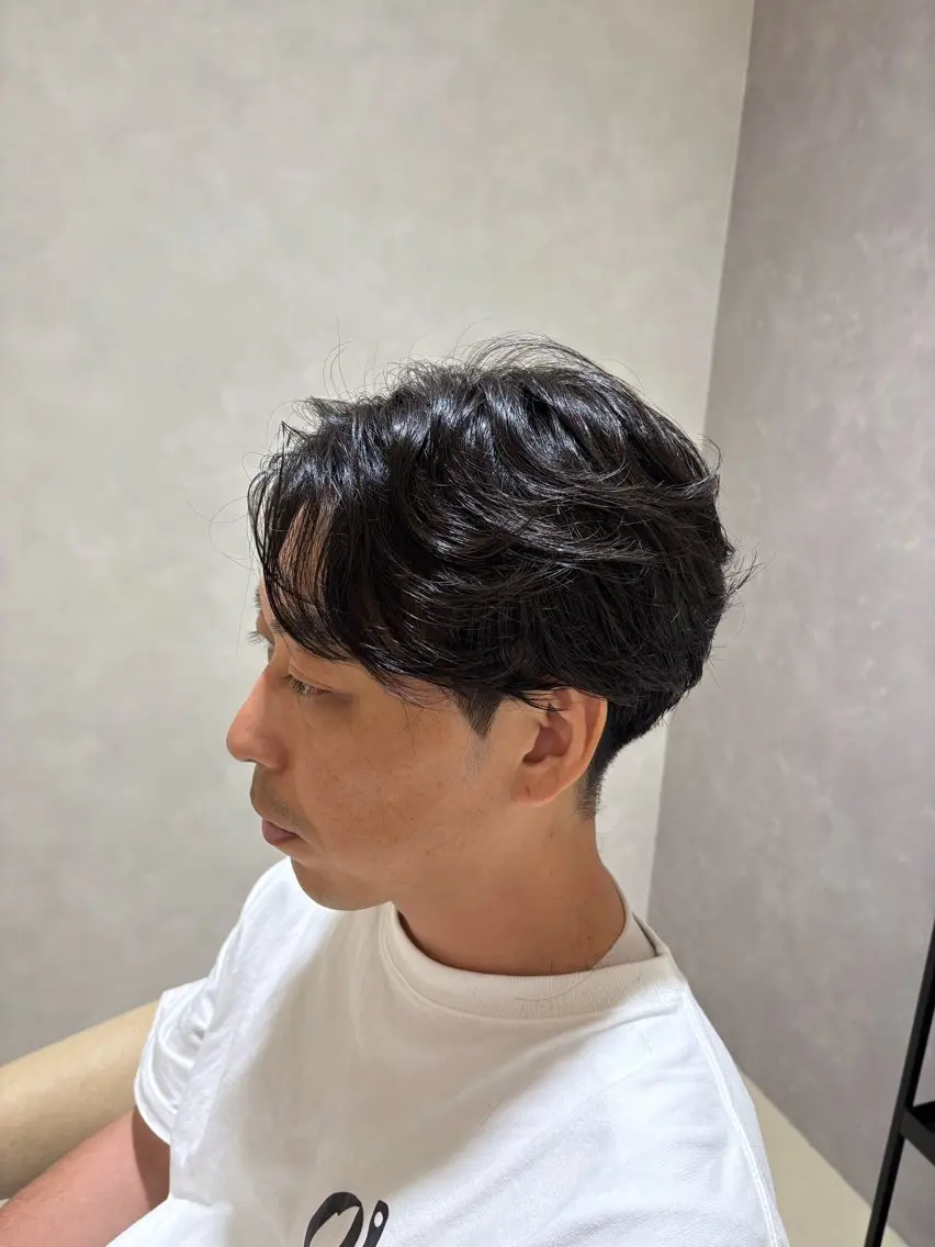 パーマ メンズ センターパート メンズパーマ ニュアンスパーマ 笹川 聖奈のヘアスタイル