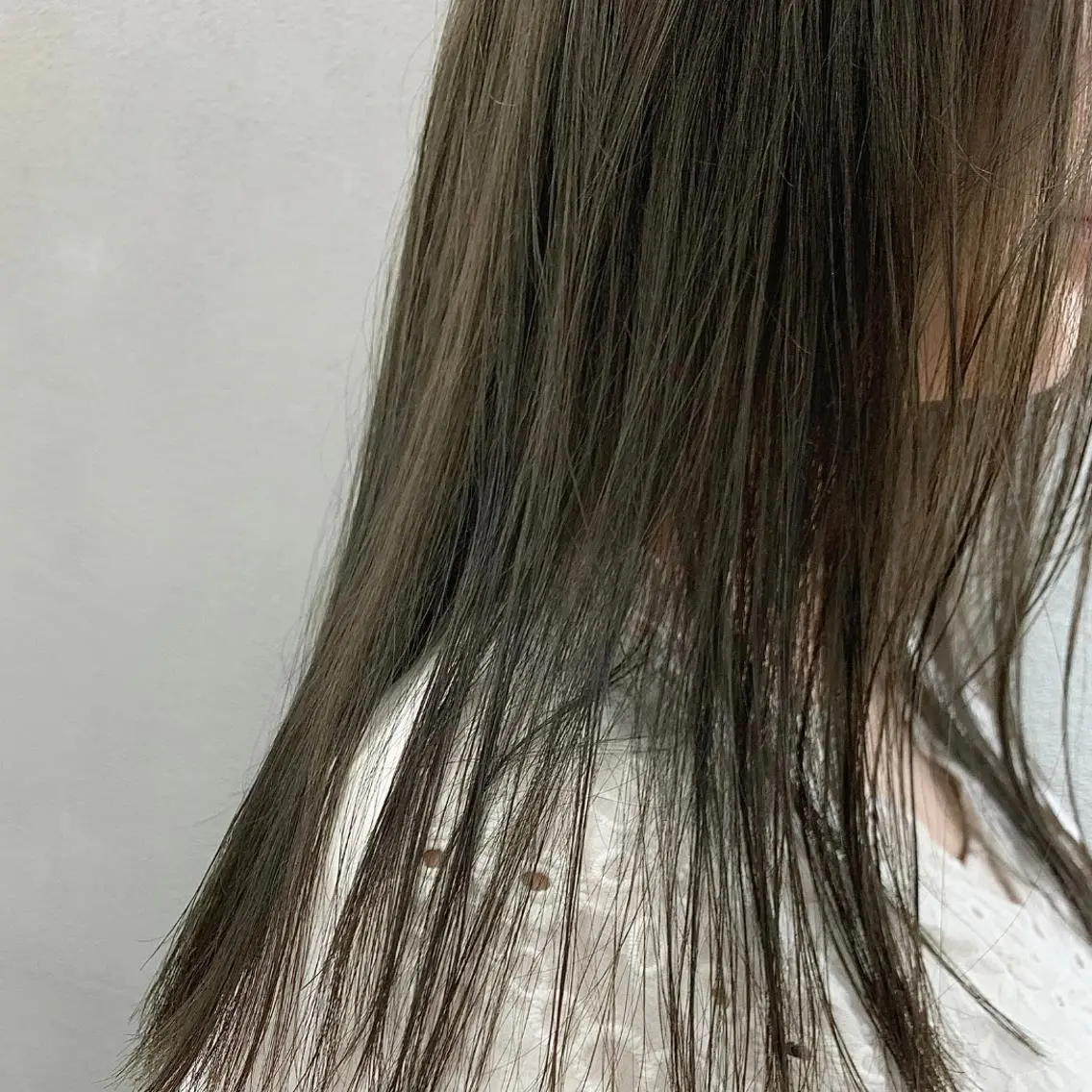 セミロング カラー グレージュ カーキグレージュ カット ヘアカラー トリートメント 🌱小顔魅せショート 髪質改善カラー/泉綺のヘアスタイル
