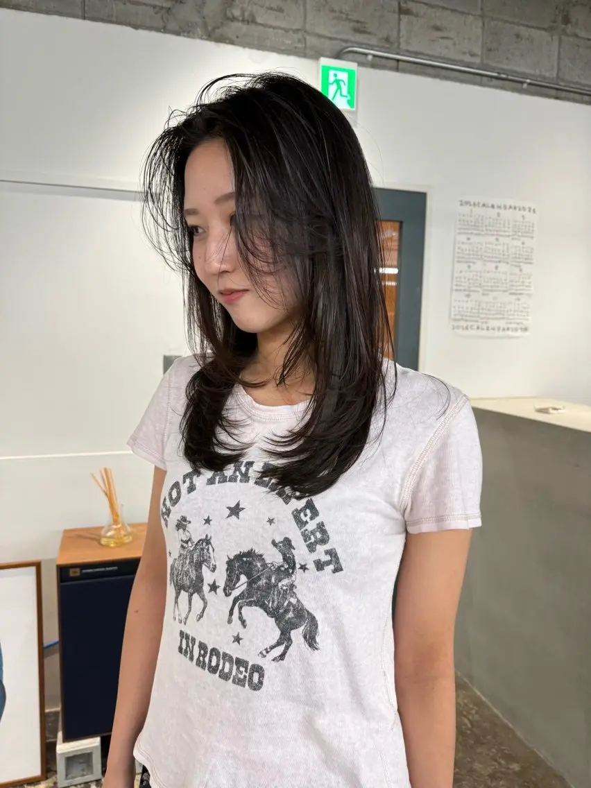 ロング 小平 寧々のヘアスタイル