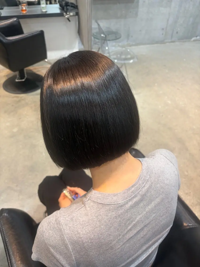 ショート ヘアセット 艶髪カラー・縮毛矯正 ・レイヤーAsunaのヘアスタイル