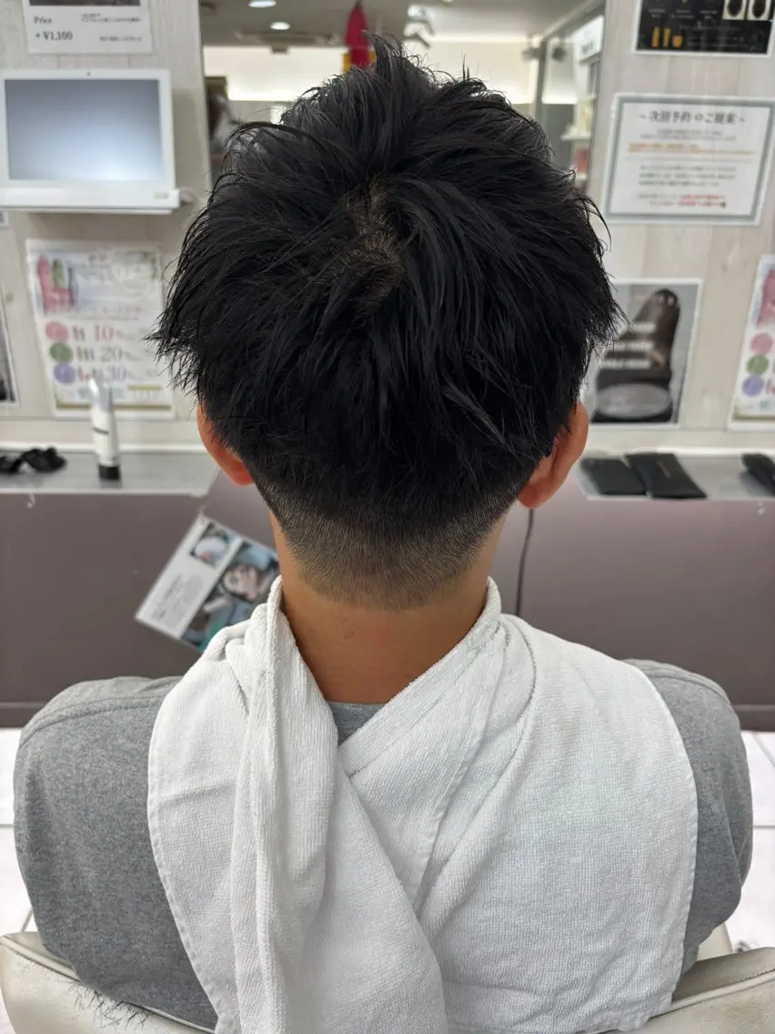 ショート メンズ カット ヘアセット 【メンズ特化】セン ターパート/保坂太一のヘアスタイル