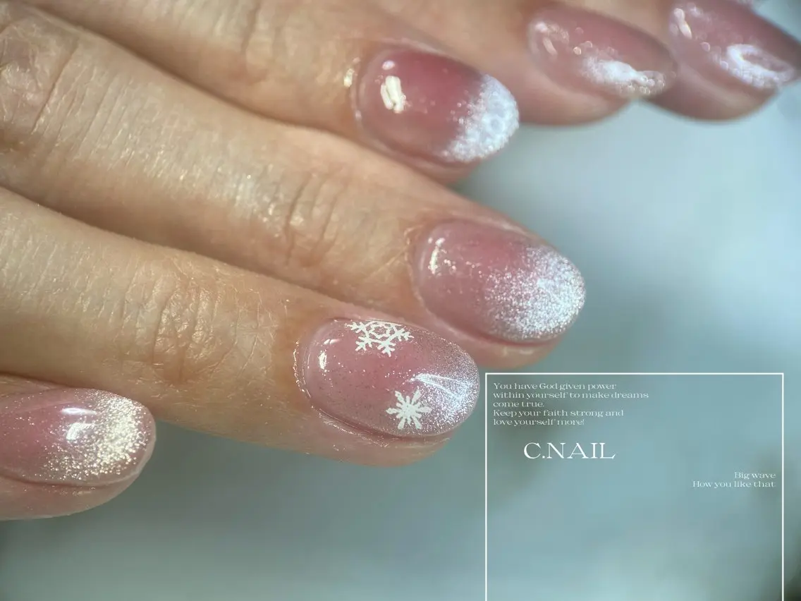 ネイル チークネイル フレンチネイル マグネットネイル マグネットフレンチ 冬ネイル C.Nail &Eyeのネイルデザイン