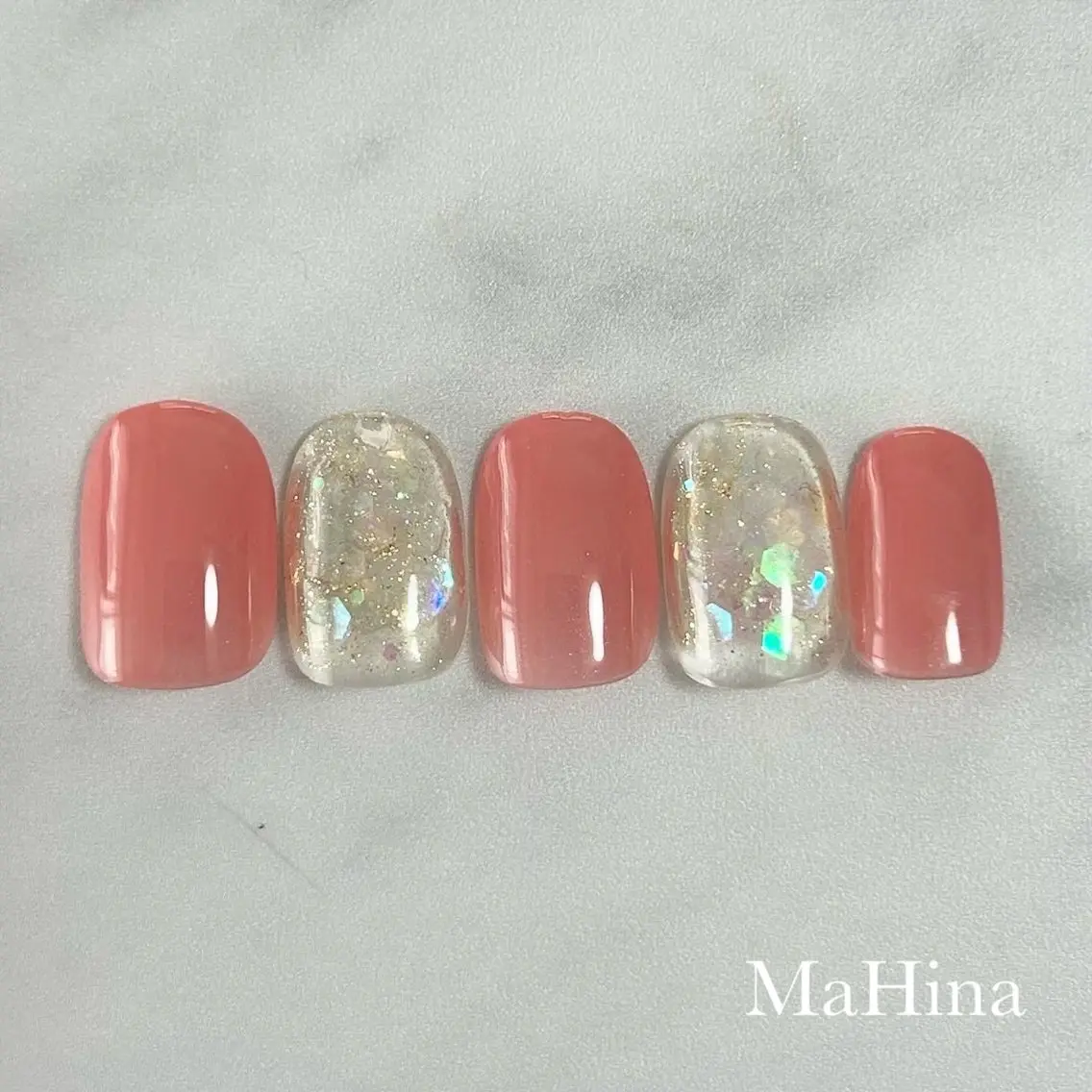 ネイル ジェルネイル ホログラムネイル キラキラネイル マグネットネイル ワンカラーネイル ハンドネイル Le Vernis MaHina・まひなのネイルデザイン
