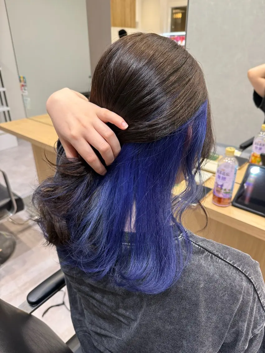 ミディアム カラー インナーカラー カット ヘアカラー トリートメント 長谷川 紗羅のヘアスタイル