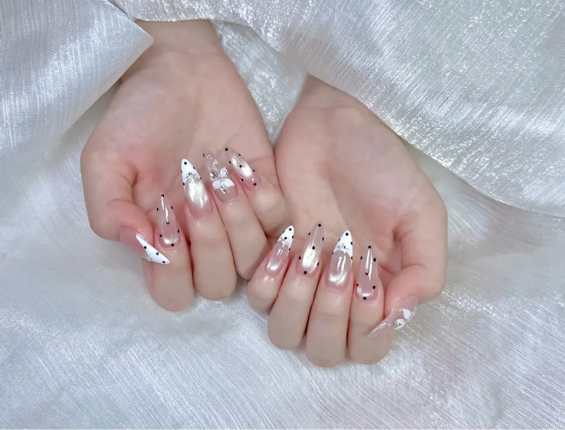 ネイル Lya Nail Salonのネイルデザイン