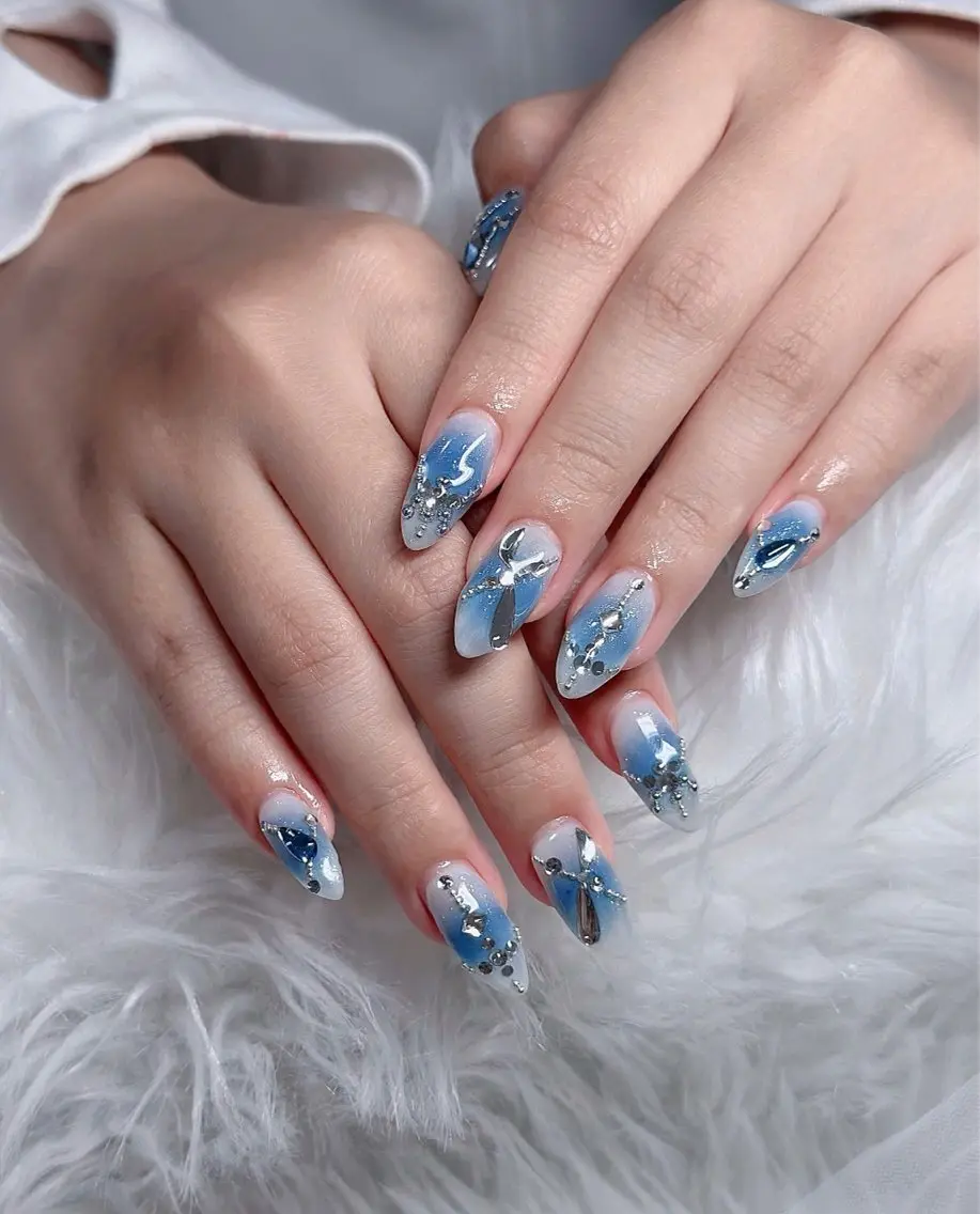 ネイル フレンチネイル ジェルネイル ガラスフレンチ ハロウィン ハート H.baby Nail Salonのネイルデザイン
