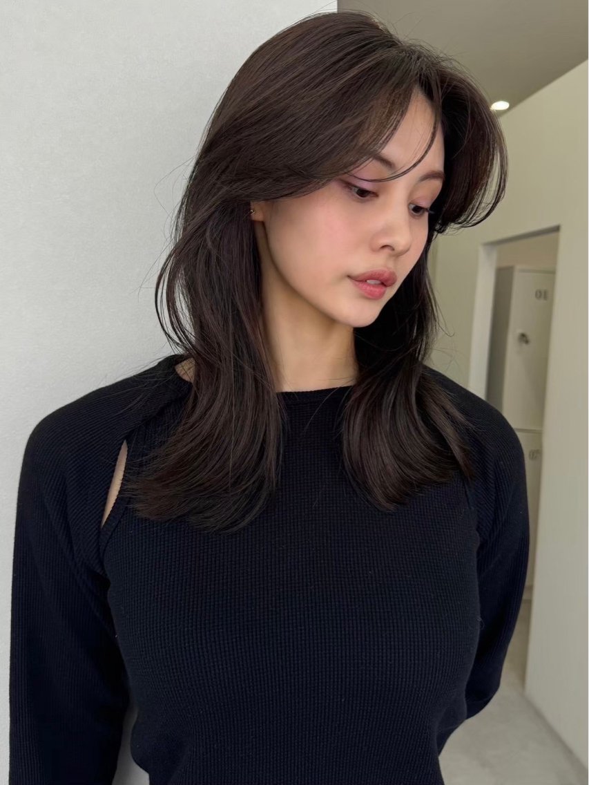 カラー 鳥越 美波のヘアスタイル