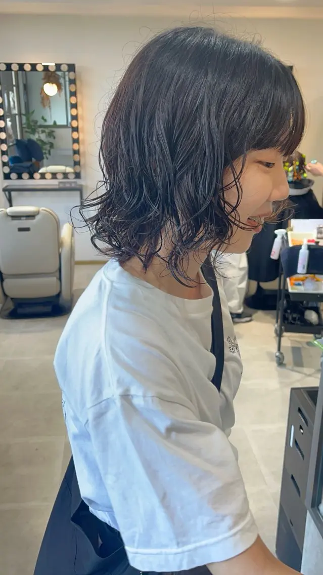 ミディアム ミディアムパーマ 濱口 真優のヘアスタイル