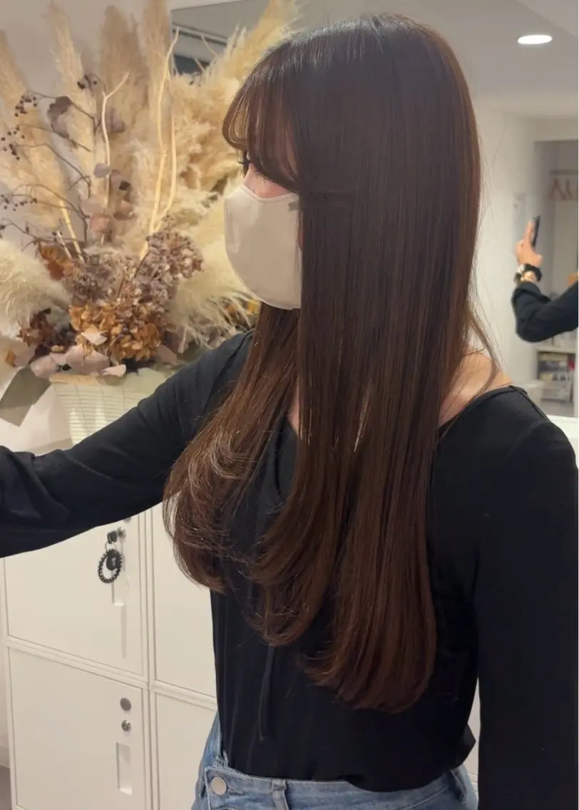 ロング レイヤーカット 新井 美優のヘアスタイル