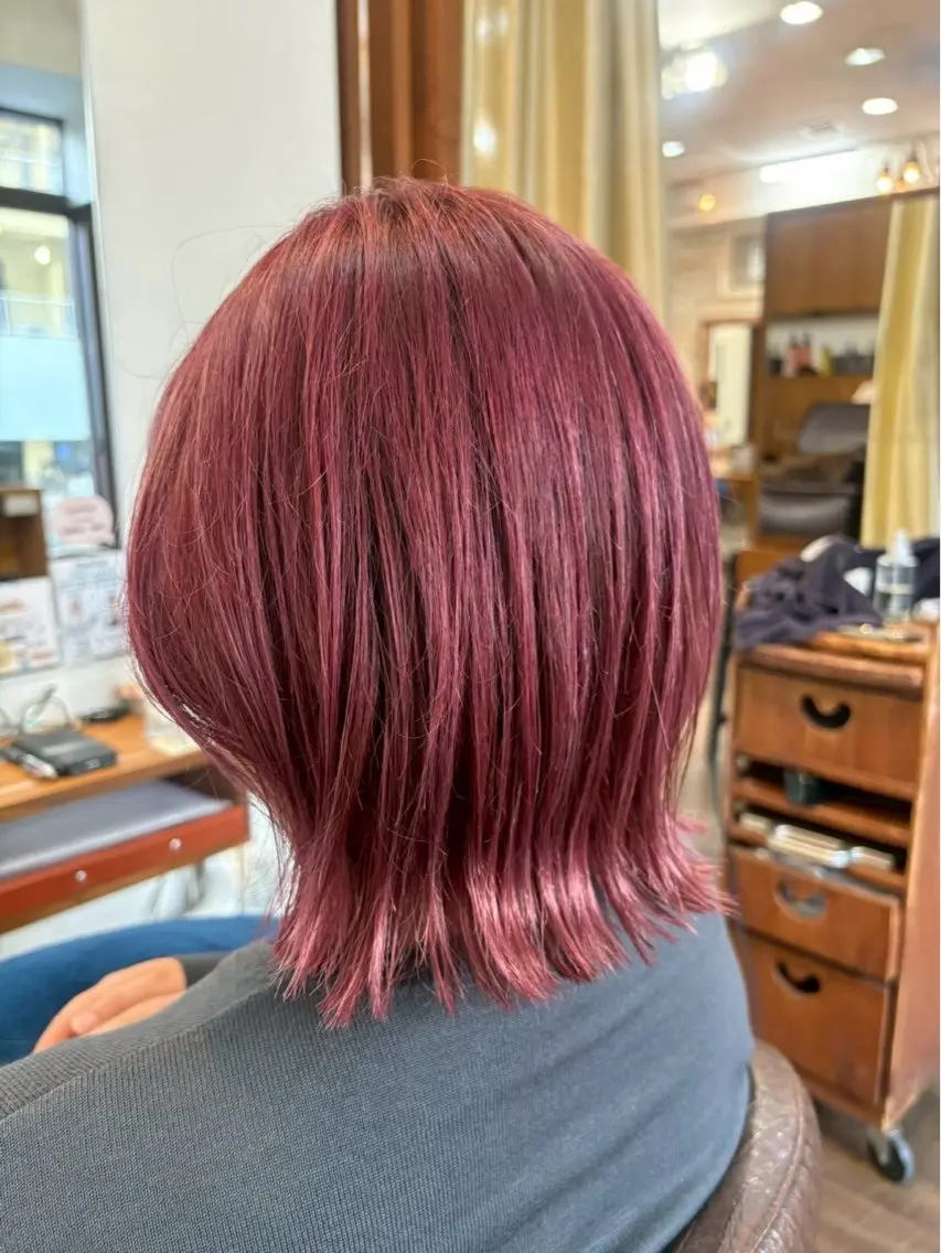 ミディアム ヘアカラー みいなブリーチモデル 募集中！のヘアスタイル