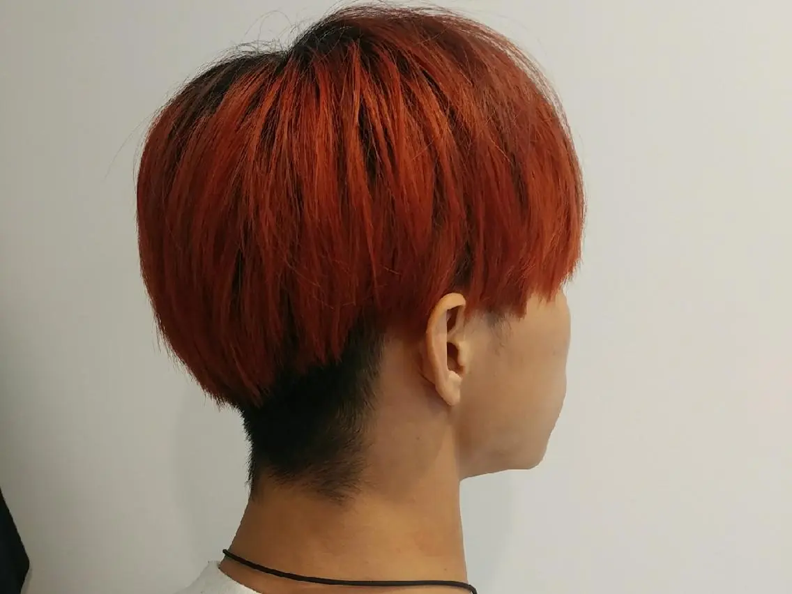 ショート カラー HORI 　tのヘアスタイル