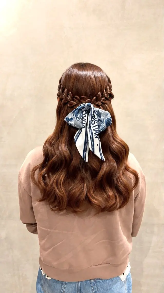 セミロング ヘアアレンジ ハーフアップ デート ヘアセット Azu🩰 / 暖色 カラー🎀/アレンジのヘアスタイル