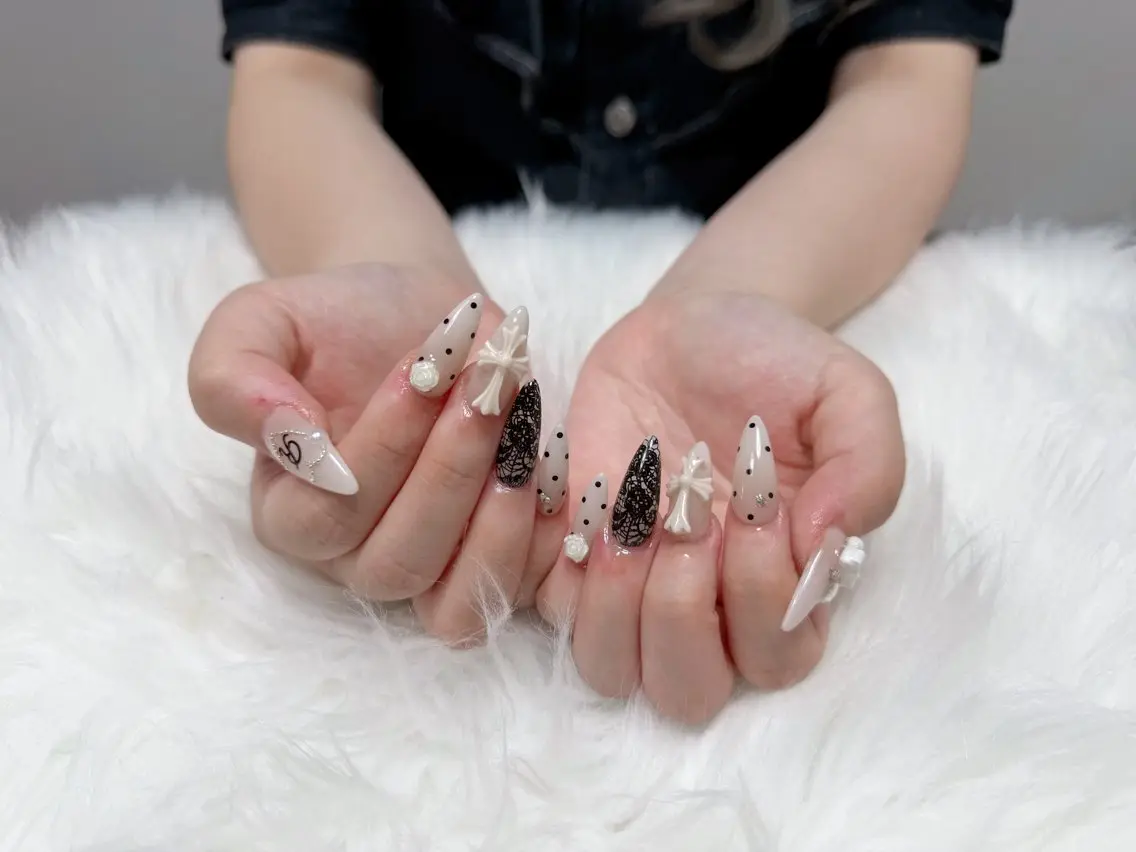 ネイル ハンドネイル BERA NAILSのネイルデザイン