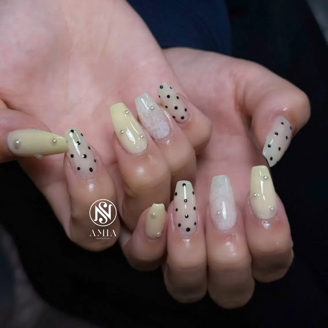 セミロング ハンドネイル 🌟AMIA BEAUTY🌟のネイルデザイン