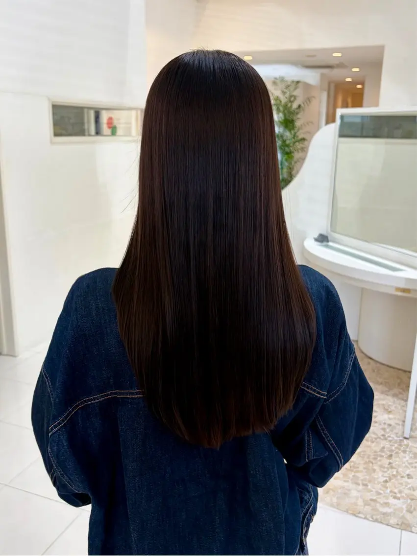 ロング ヘアカラー 江崎 浩花のヘアスタイル