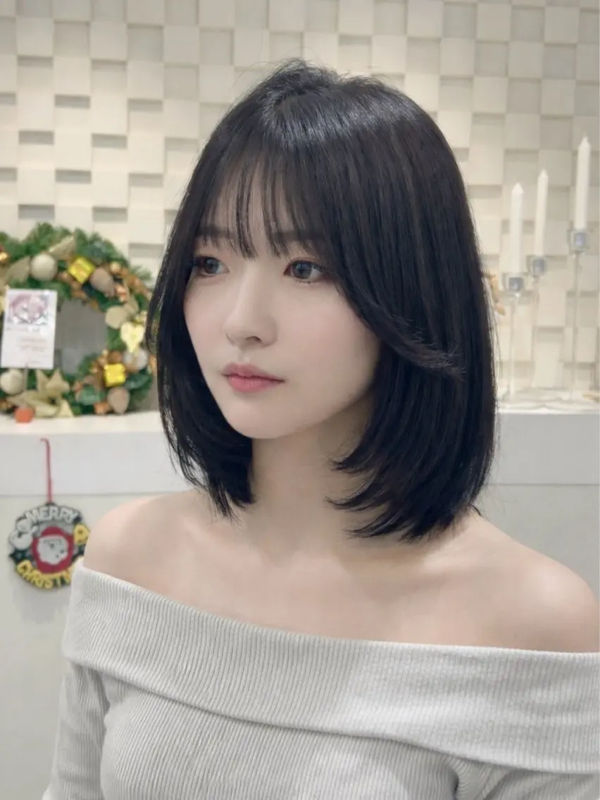 ミディアム ボブレイヤー ボブ 伸ばしかけ レイヤーカット 八尾 幸那のヘアスタイル