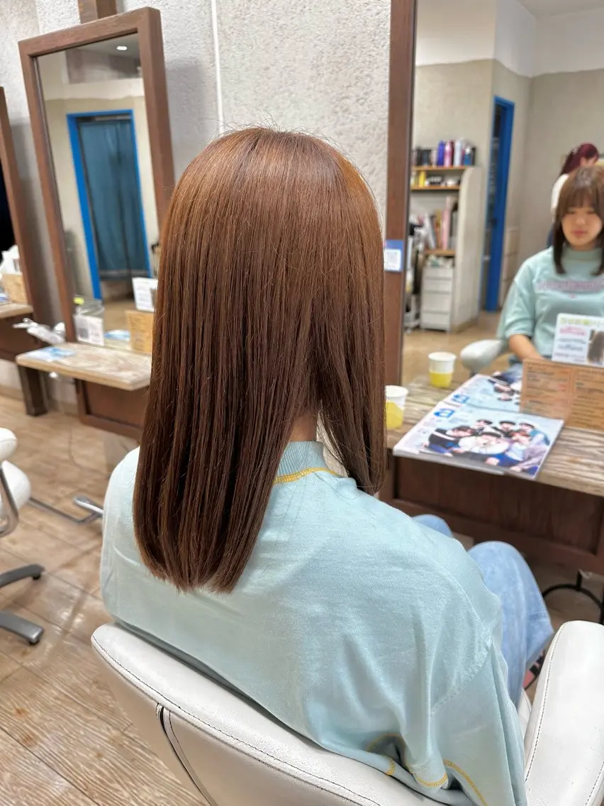 ミディアム カラー ベージュカラー カット ヘアカラー トリートメント 阿部 美咲のヘアスタイル