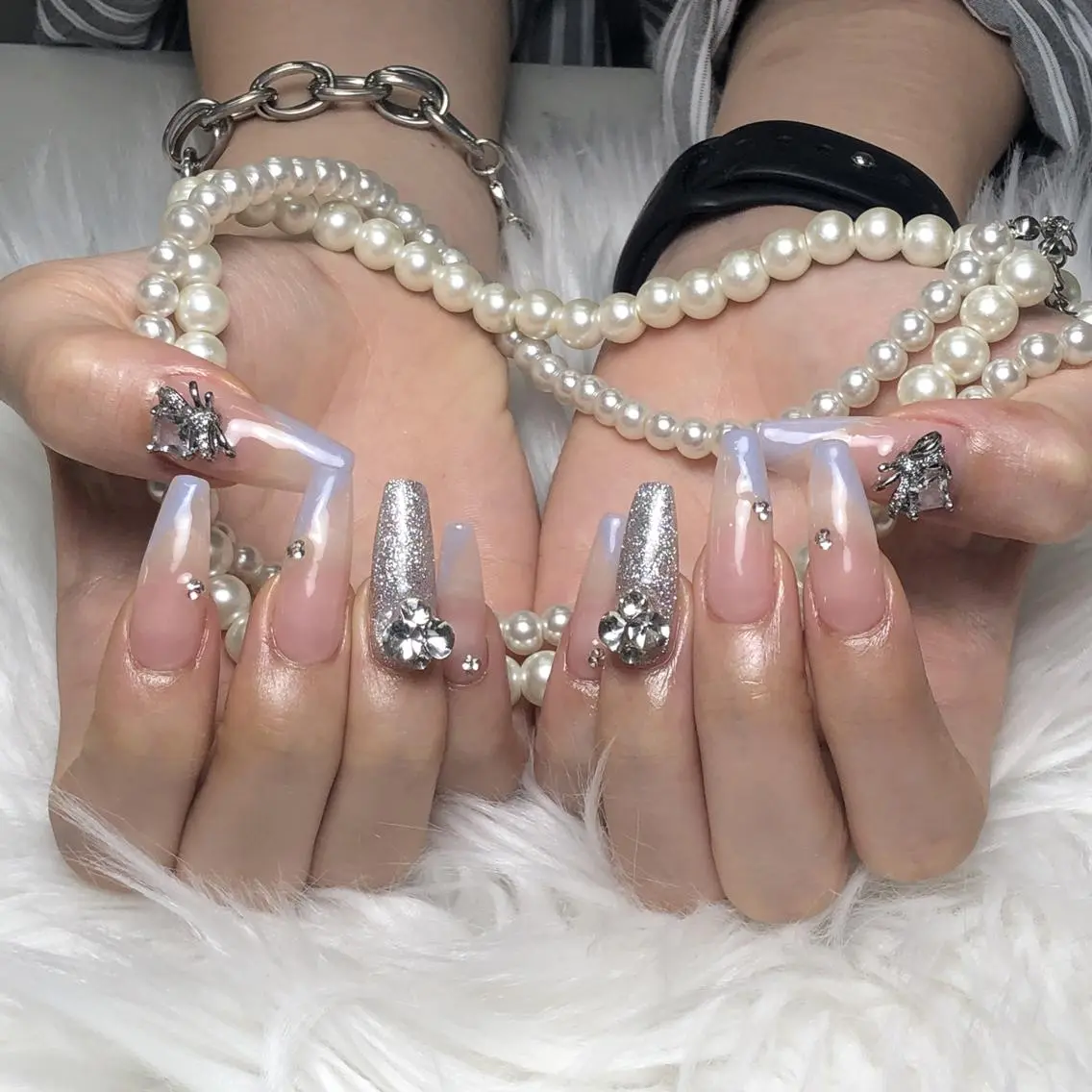 ネイル 長さ出し フレンチネイル ジェルネイル ガラスフレンチ 韓国ネイル ハンドネイル ハンドケア For U nail スカルプ専門店のネイルデザイン