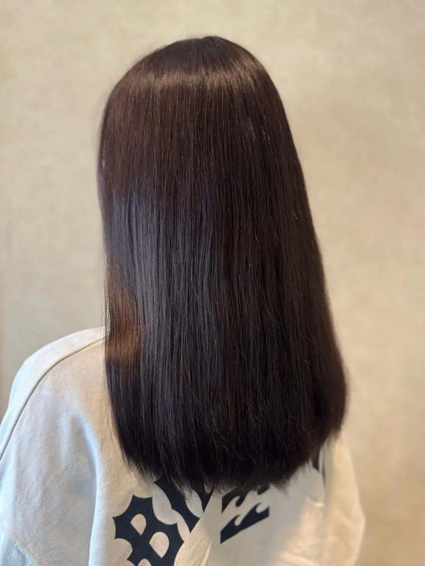 ロング カラー 透明感カラー 吉永 衣織のヘアスタイル