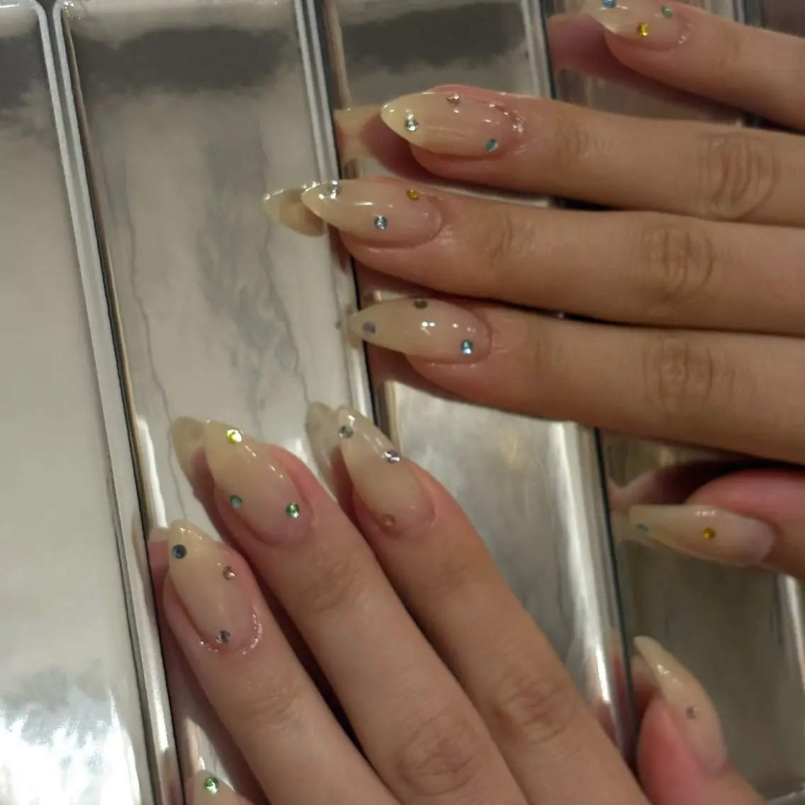 ネイル ハンドネイル フットネイル yuri / 個性派nailのネイルデザイン