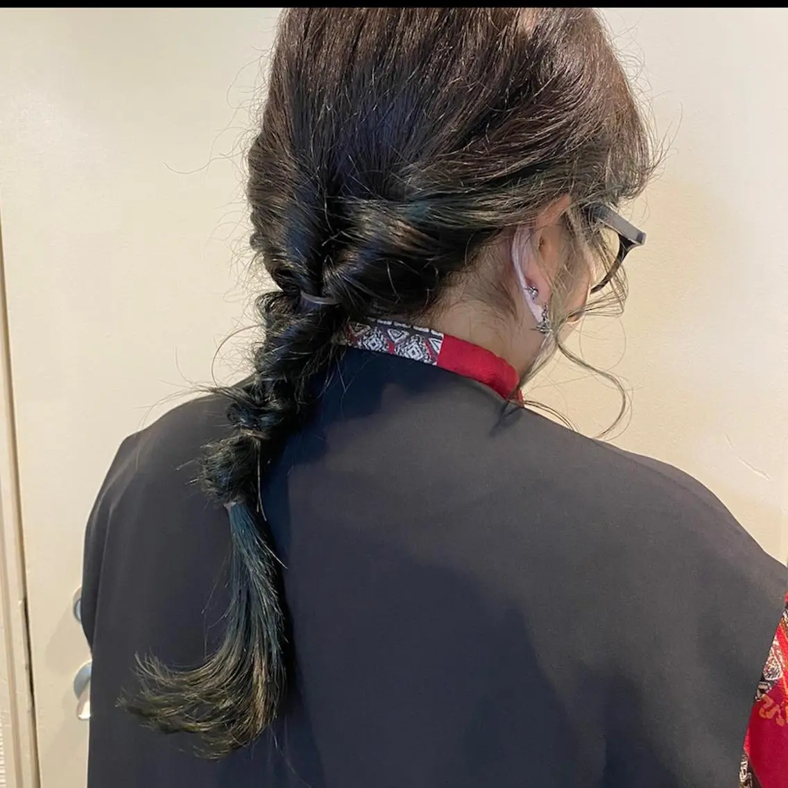 セミロング ヘアアレンジ Yuki☺︎パーマ レイヤーカットのヘアスタイル