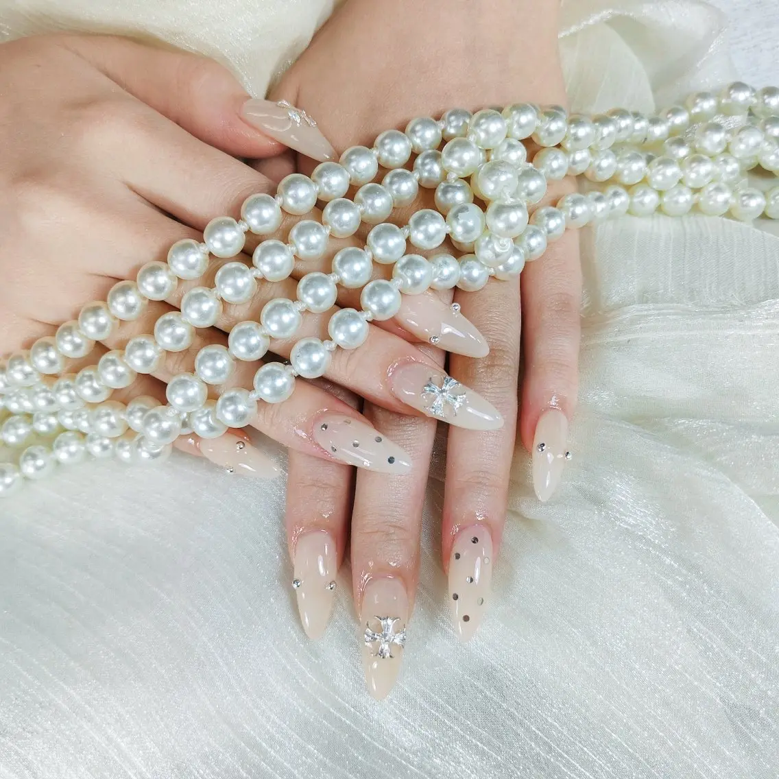 ネイル ハンドネイル ハンドケア BuBu Nail渋谷道玄坂のネイルデザイン