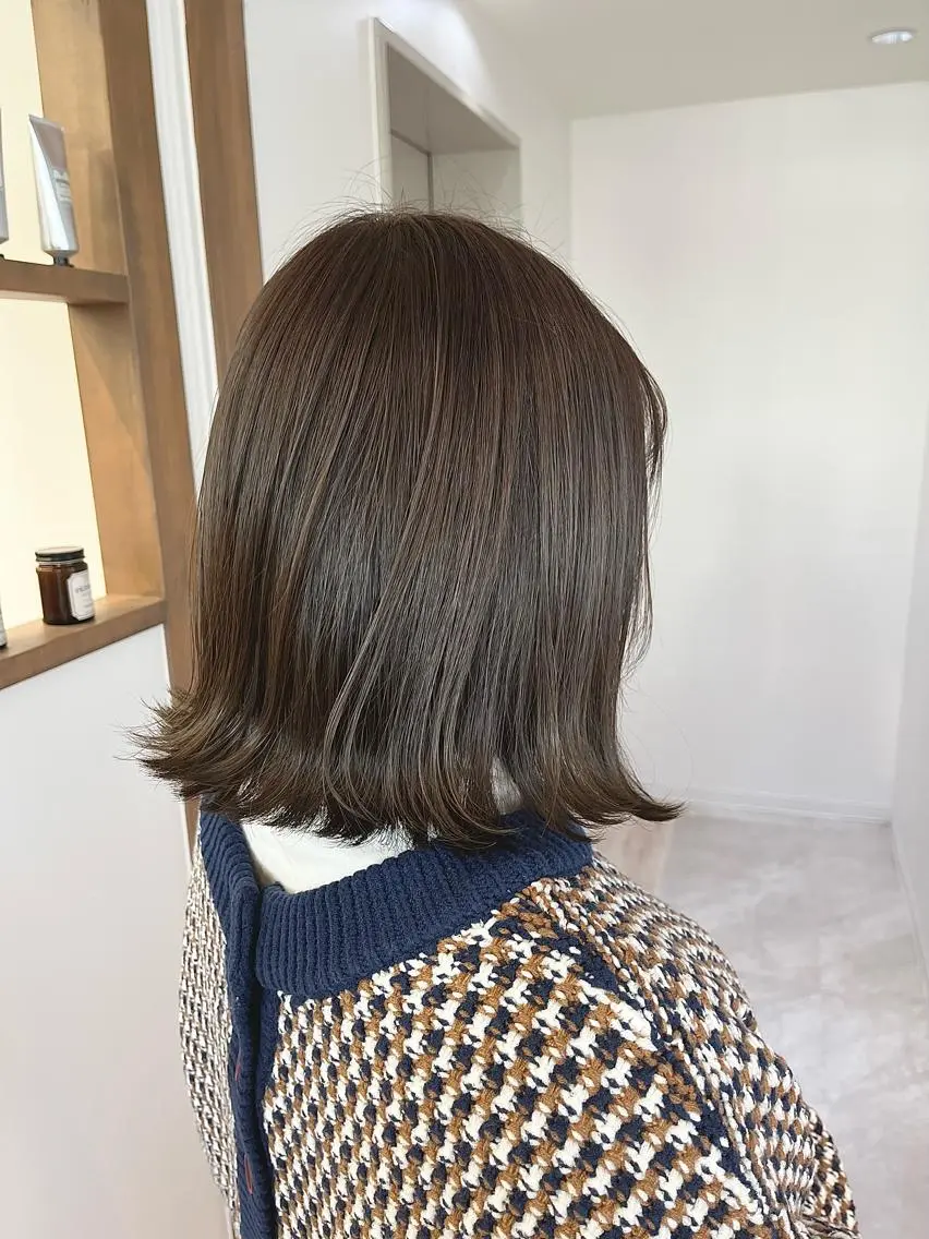 💛平日17時まで限定💛カット+ヴェールカラー+3STEP しっとりハホニコトリートメント✨✨の写真