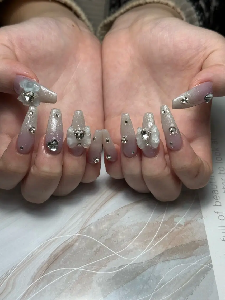 ネイル akina nailsのネイルデザイン