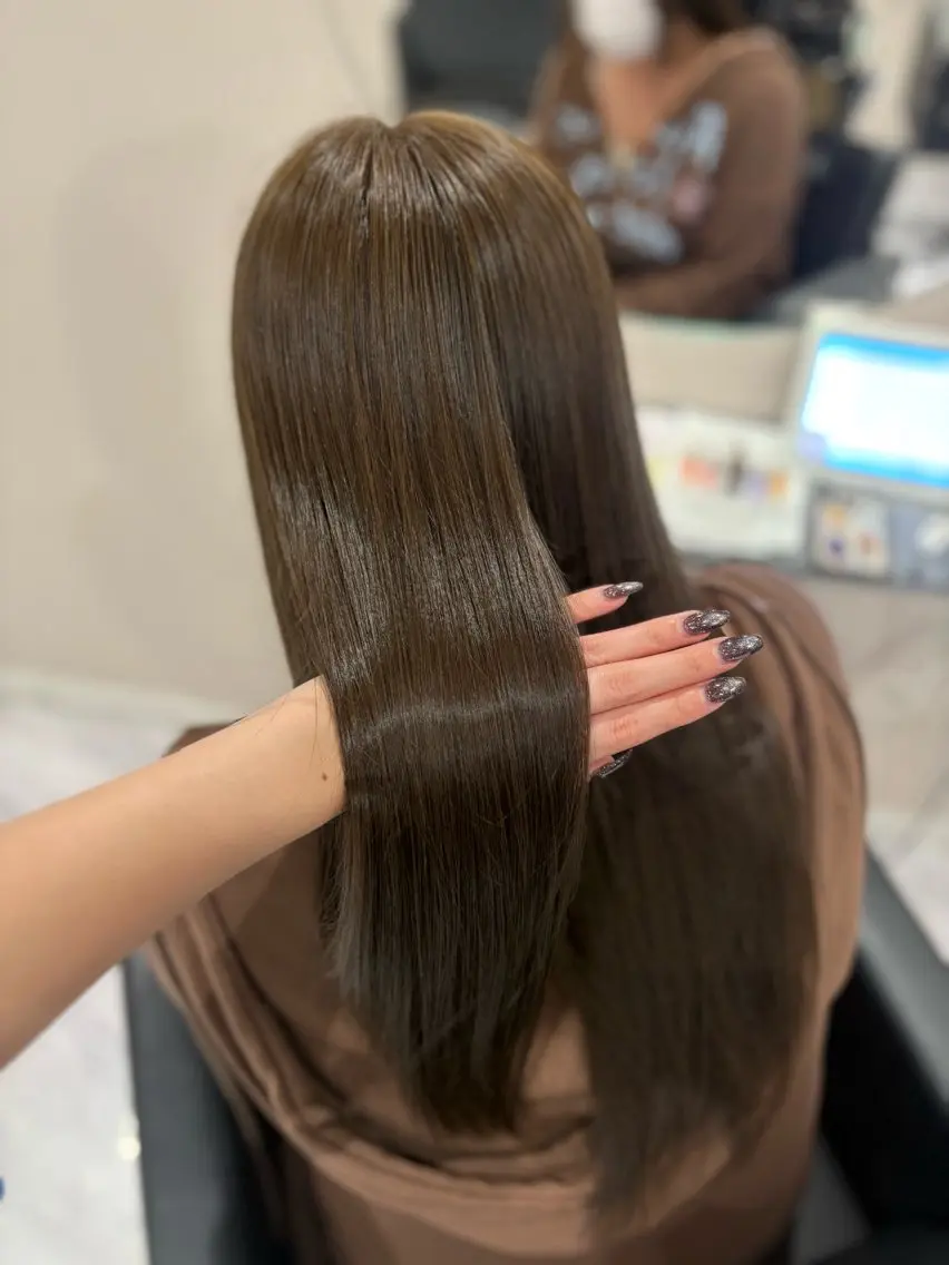 【💟癖毛の方必見‼️】透明感カラー+髪質改善Uptglossトリートメントの写真