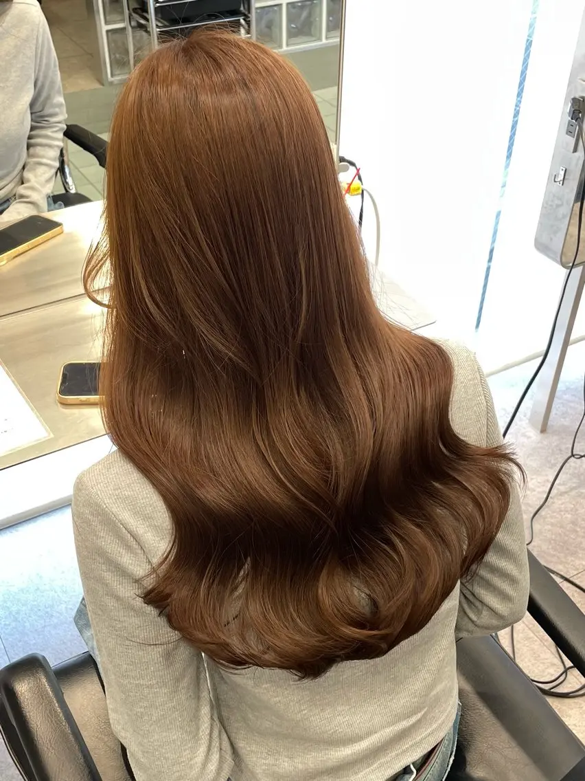 ロング カラー カット ヘアカラー 原宿🩵 ブリーチカラー優海のヘアスタイル