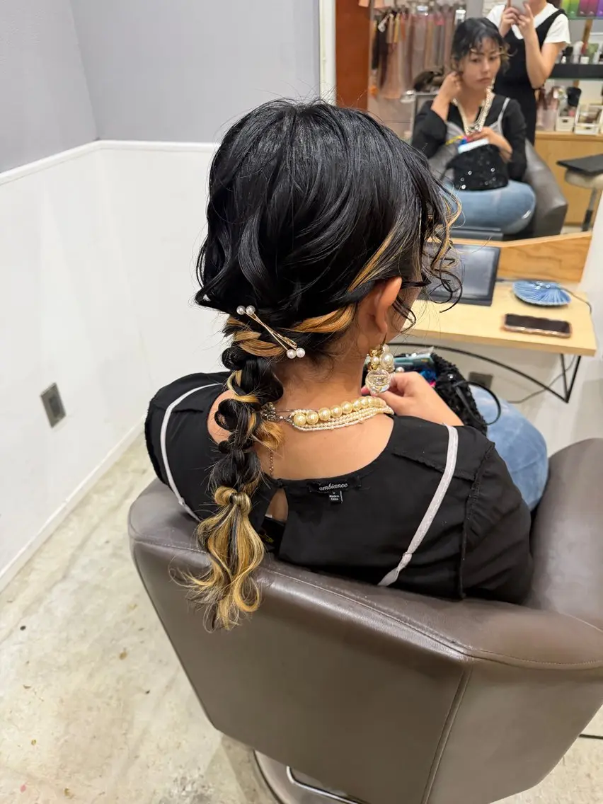 ミディアム ヘアセット miloc MOMOKAのヘアスタイル