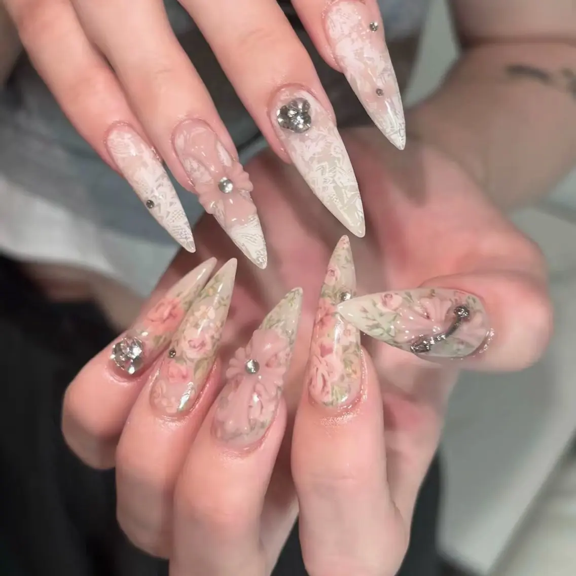ネイル ハンドネイル Luna Gladeのネイルデザイン