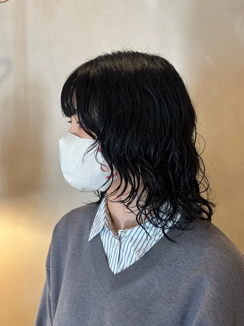 ミディアム パーマ ミディアムパーマ カット パーマ シンバヒナノ/パーマ レイヤー/髪質改善のヘアスタイル