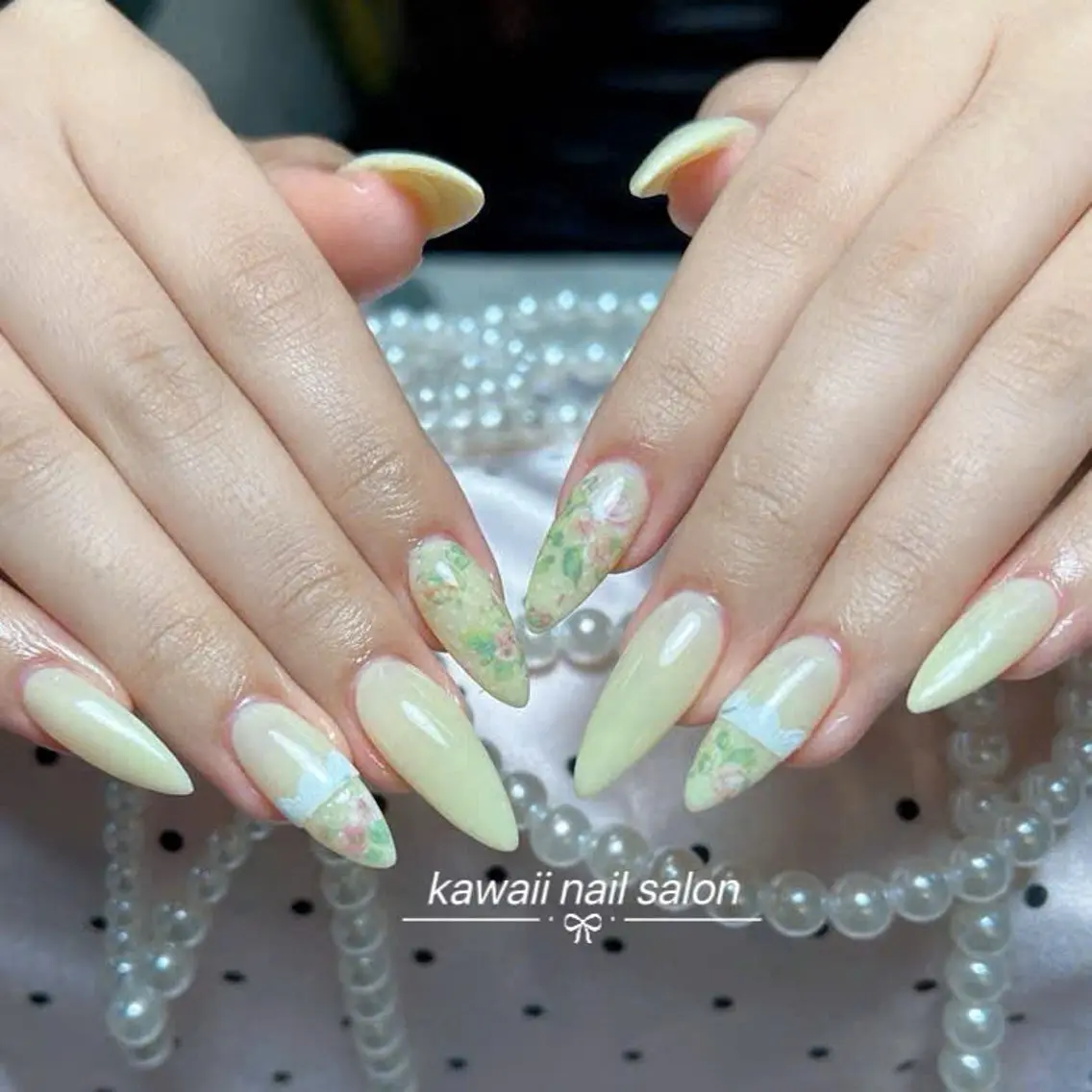 ネイル ドット フットネイル フレンチネイル 韓国ネイル マグネットネイル Hina KawaiiNailのネイルデザイン