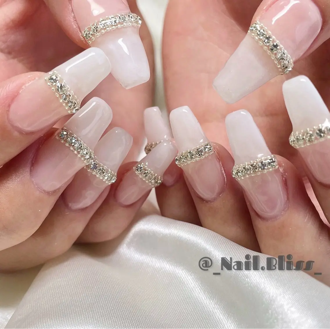 ネイル 持ち込み ハンドネイル NAIL BLISSのネイルデザイン