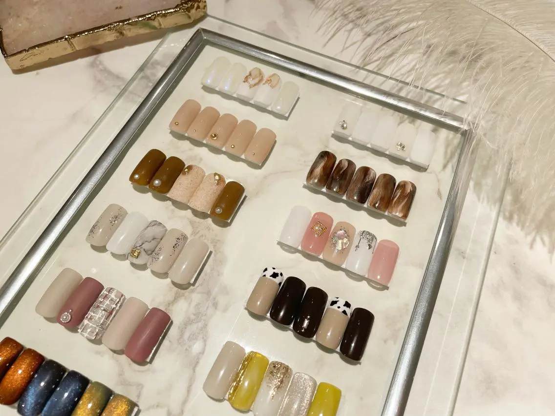 ネイル アートネイル ニュアンスネイル ストーンネイル Aing nail 澤瀬のネイルデザイン