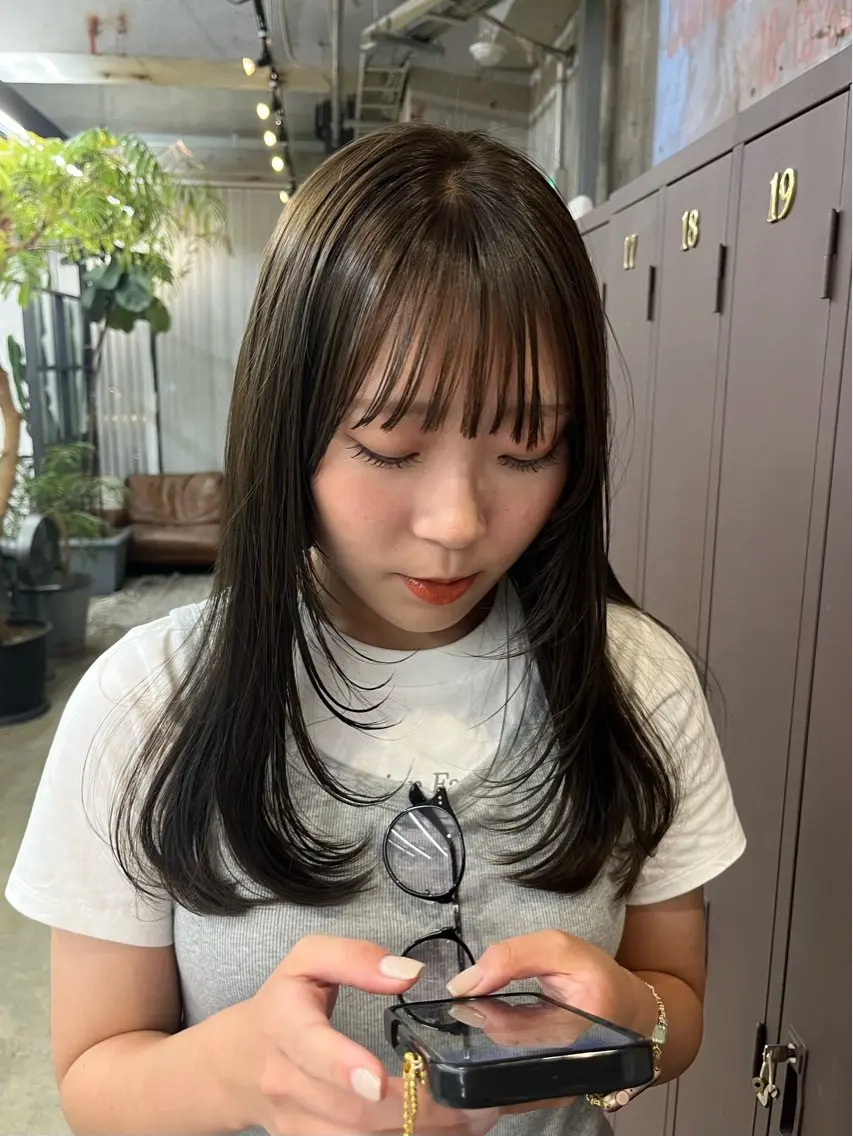 透明感ワンカラー+クイックトリートメント【オリーブ アッシュ ベージュ グレージュ】の写真