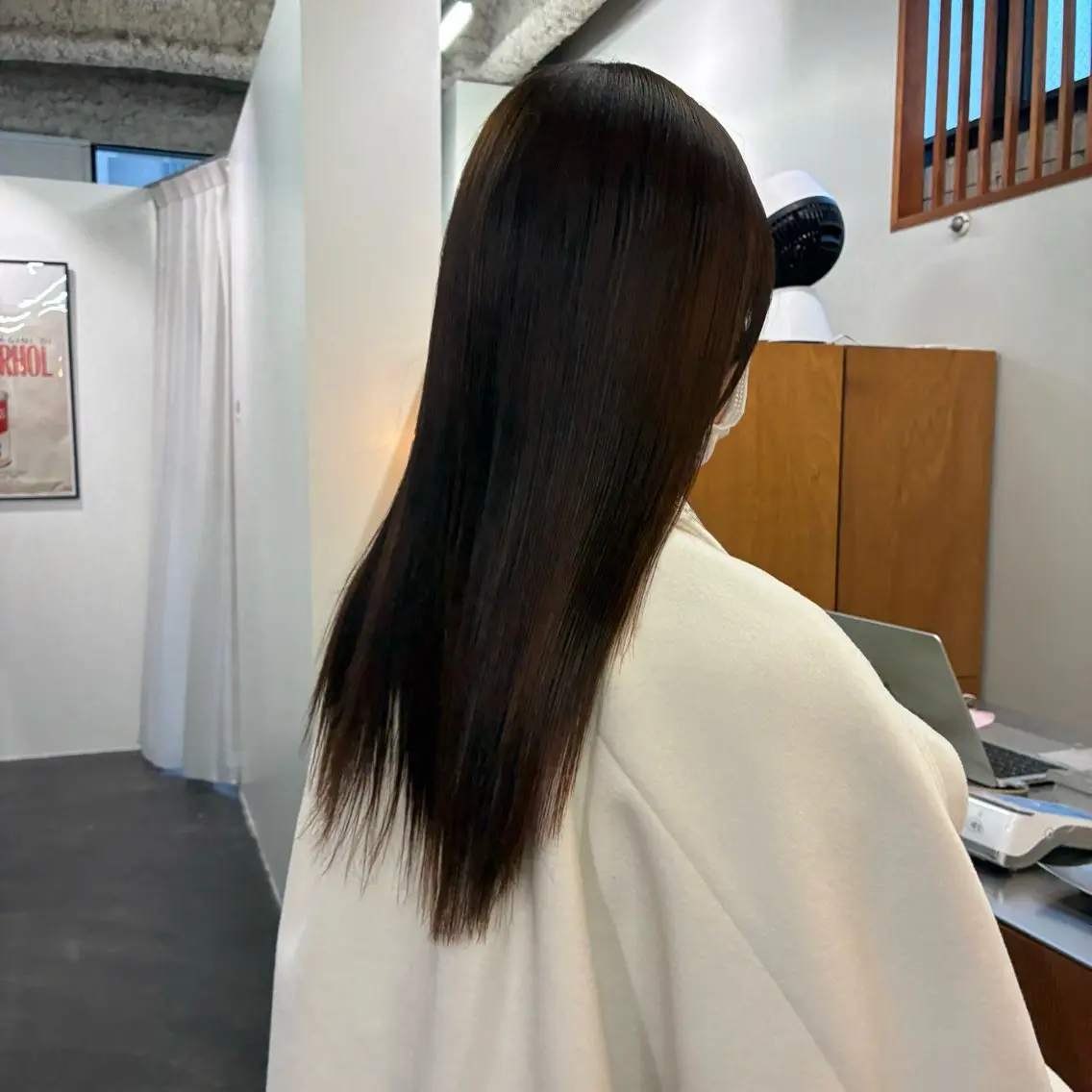 ロング 縮毛矯正 安藤 琢真のヘアスタイル