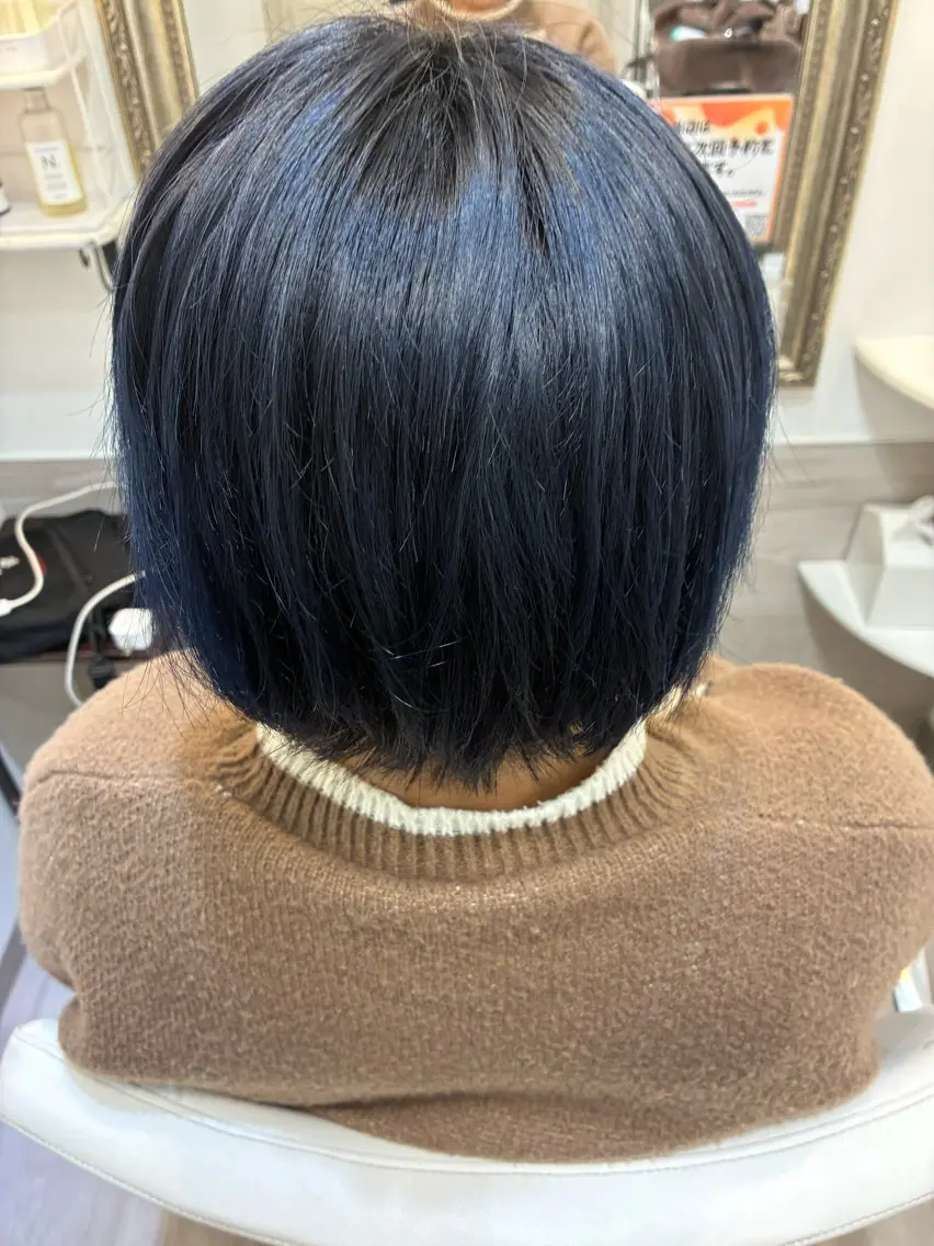 ショート カラー ヘアカラー トリートメント ✨透明感カラー✨ ☘️くすみカラー☘️のヘアスタイル