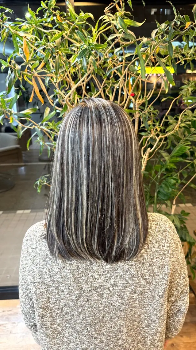 ミディアム カラー ハイライトカラー 3Dハイライト ハイライト ヘアカラー トリートメント 🌈ハイライト特化 🌈 🐶ノザワ🐶のヘアスタイル